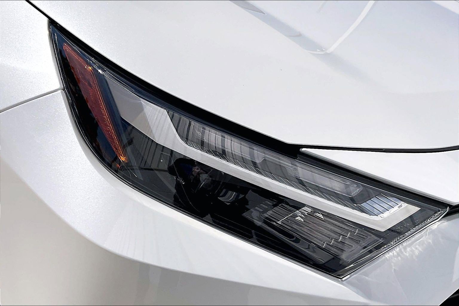 Used 2023 Toyota RAV4 XLE Premium AWD/4WD image 33