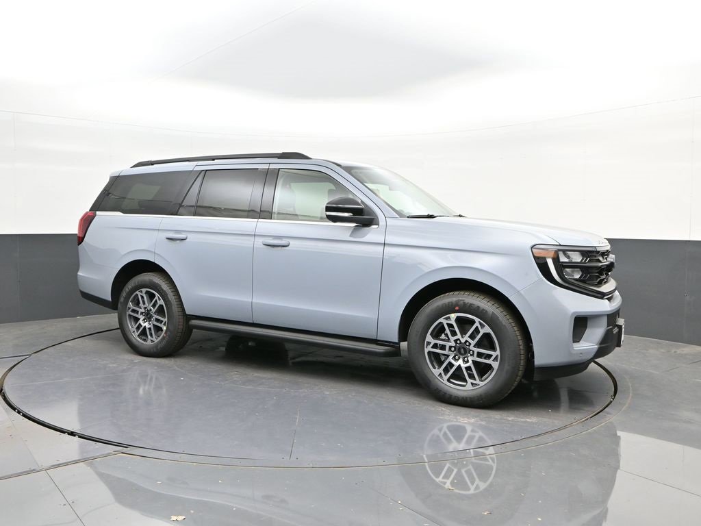 New 2026 Ford Expedition Active RWD image 17