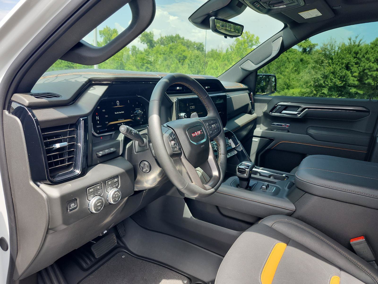 Certified 2026 GMC Sierra 1500 AT4 w/ AT4 Premium Package AWD/4WD image 19