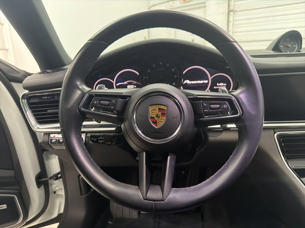 Used 2021 Porsche Panamera image 16