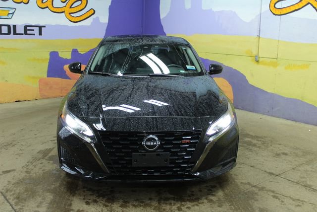 Used 2024 Nissan Altima 2.5 SR image 3