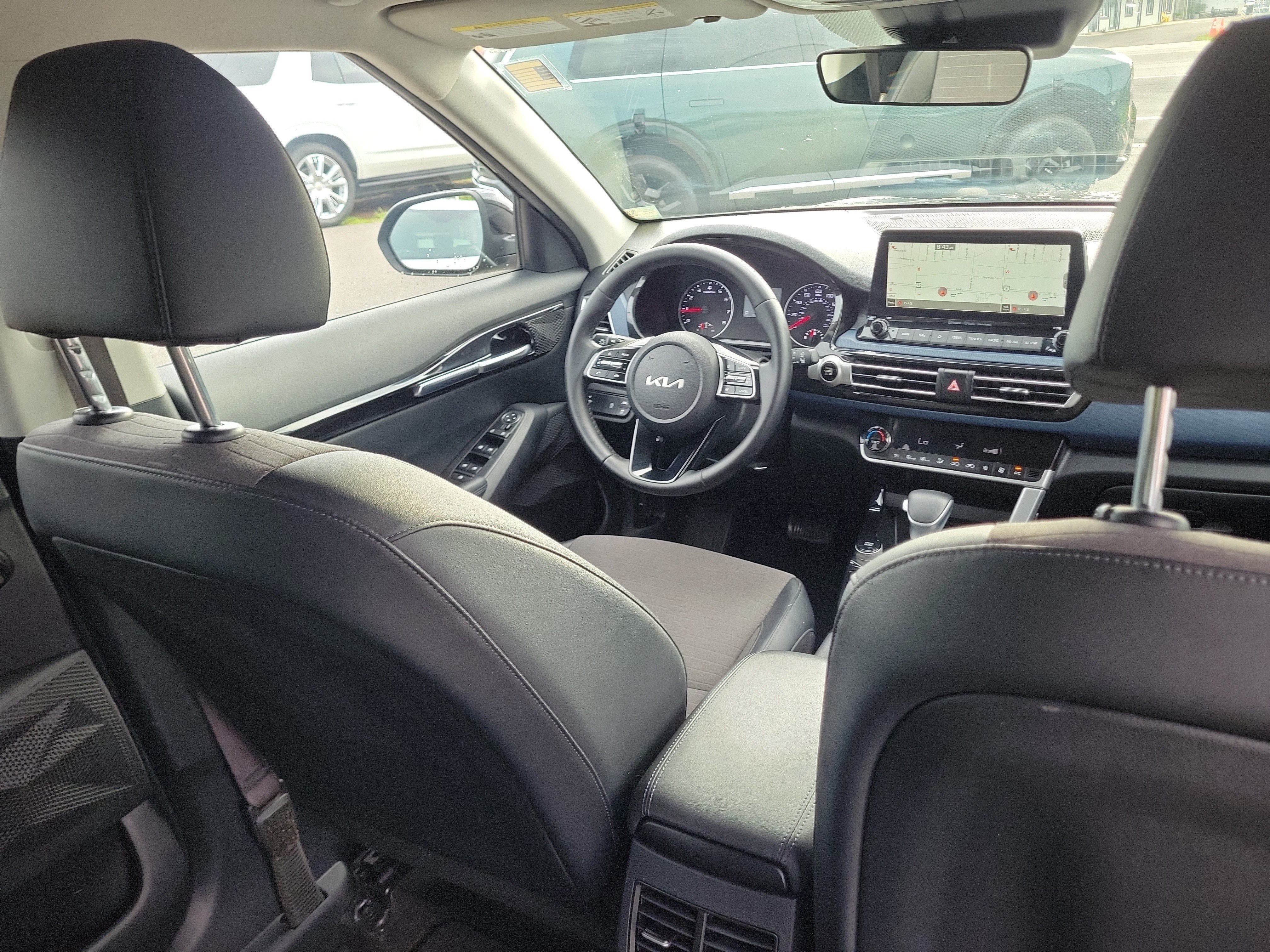 Used 2022 Kia Seltos S FWD image 13