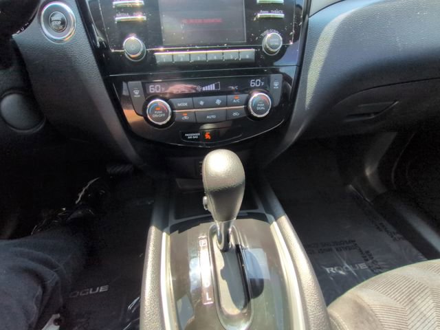 Used 2015 Nissan Rogue SV AWD/4WD image 21