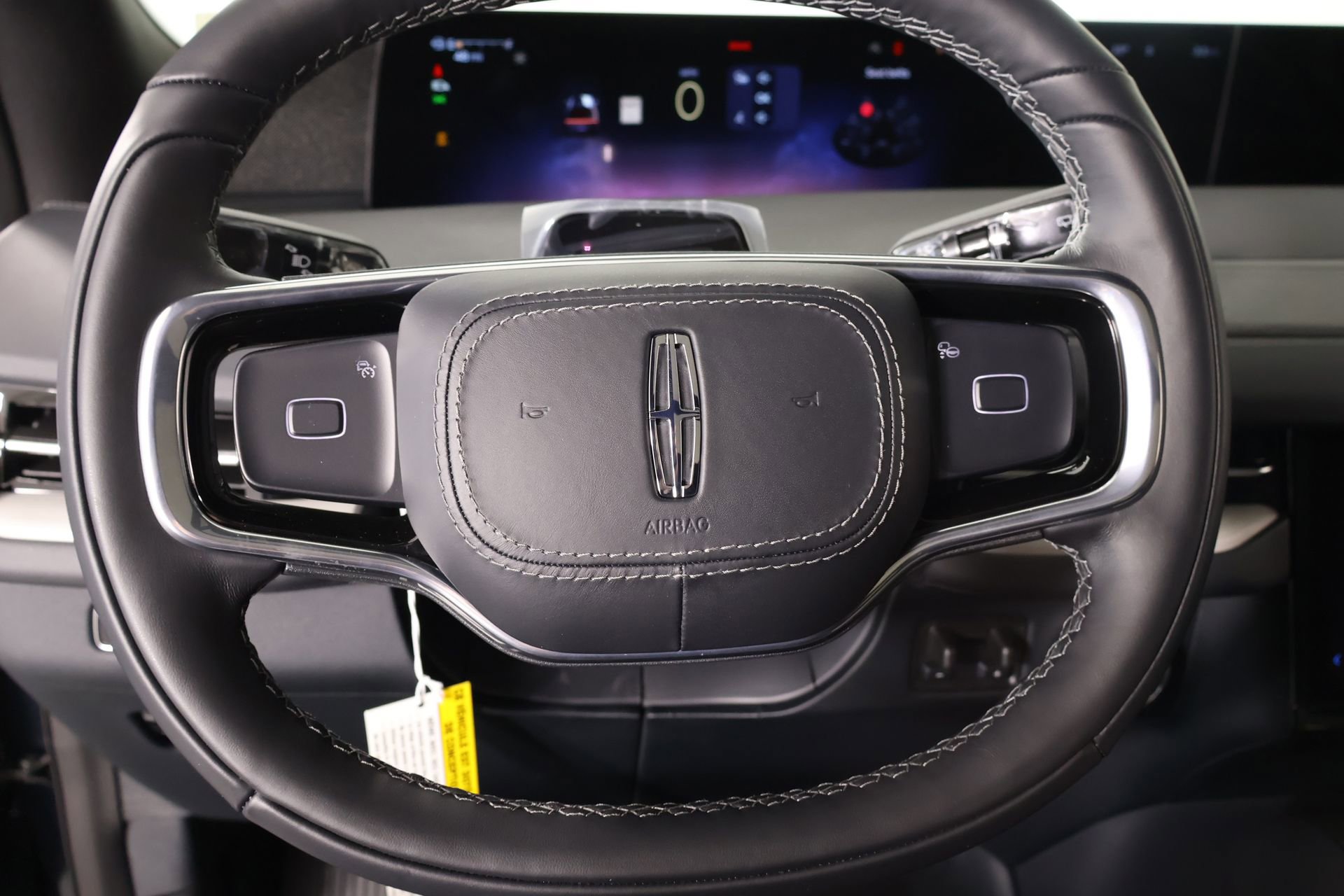 New 2026 Lincoln Navigator Reserve w/ Jet Appearance Package image 3