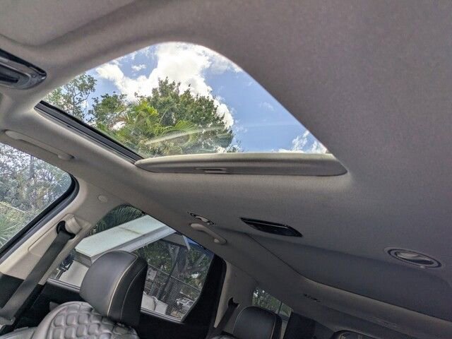 Used 2021 Hyundai Palisade Limited image 13