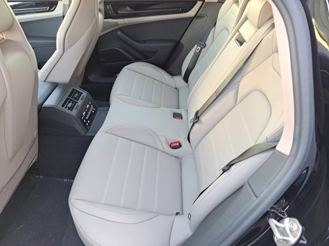New 2026 Porsche Panamera 4 image 19