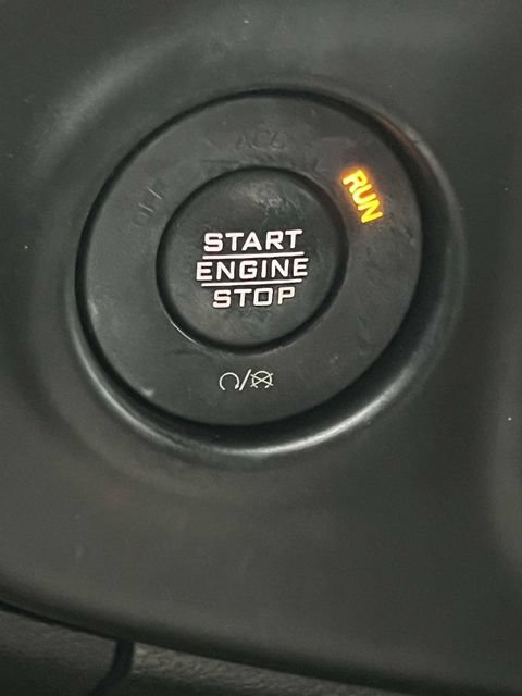 Used 2022 Jeep Wrangler Unlimited Rubicon w/ LED Lighting Group AWD/4WD image 33