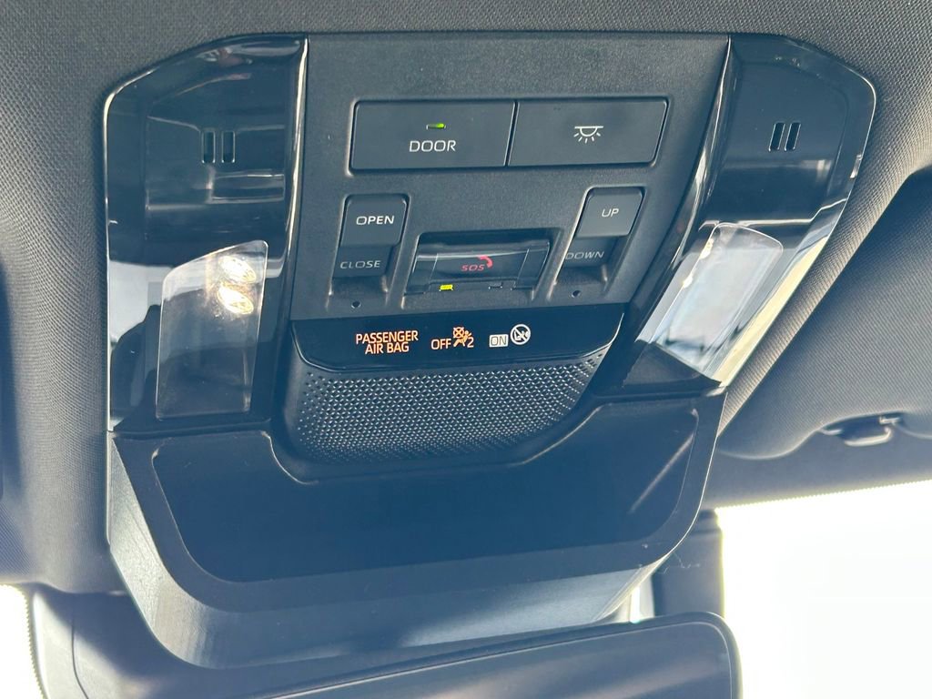 Used 2025 Lexus GX 550 AWD/4WD image 22