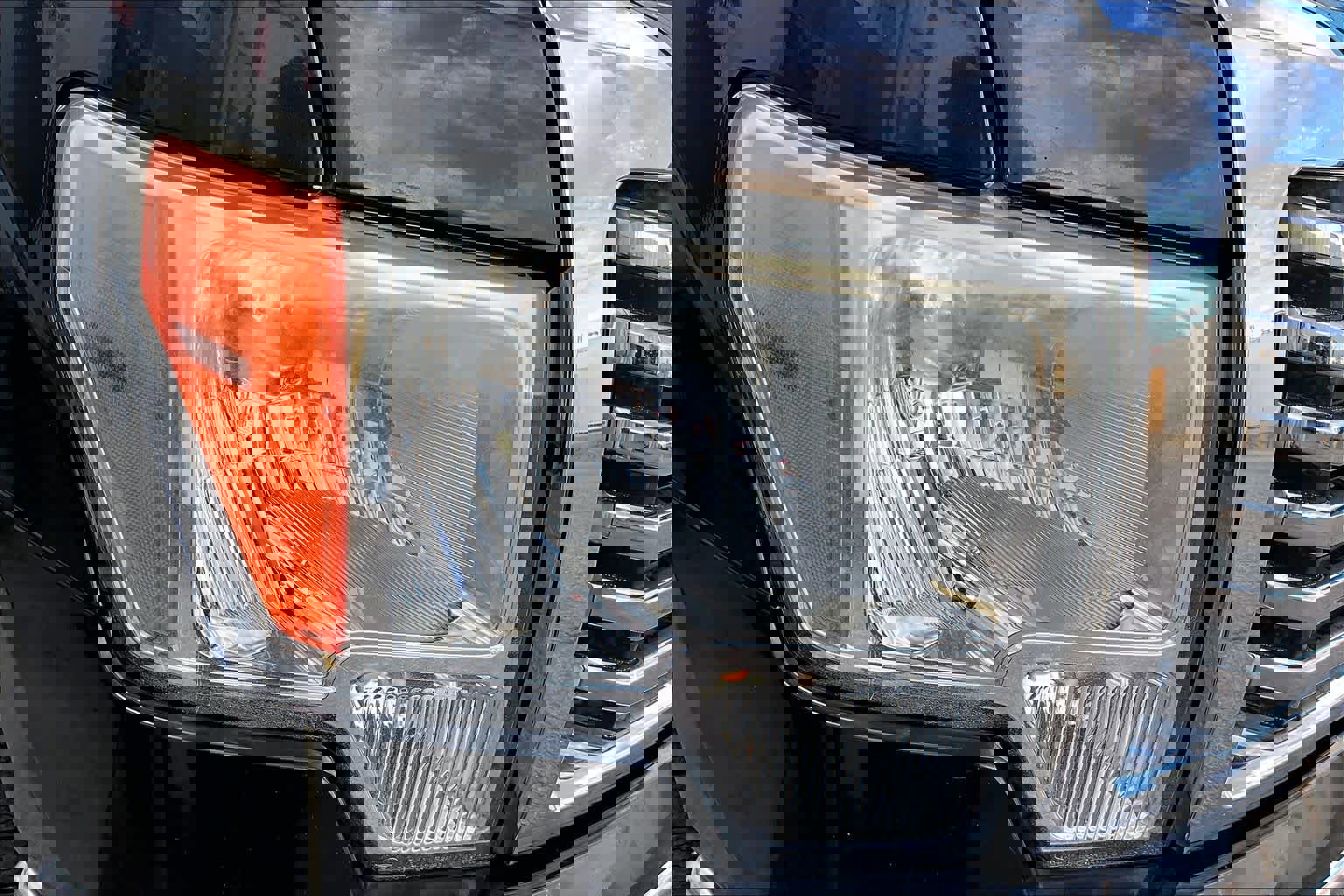 Used 2012 Ford F150 XLT w/ XLT Chrome Pkg image 27