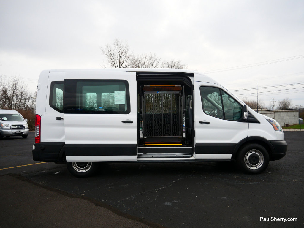 Used 2019 Ford Transit 350 XL image 11