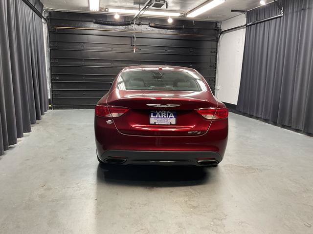Used 2015 Chrysler 200 S w/ Comfort Group FWD image 4