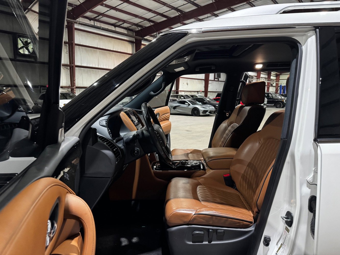 Used 2021 INFINITI QX80 Sensory w/ All-Season Package image 12