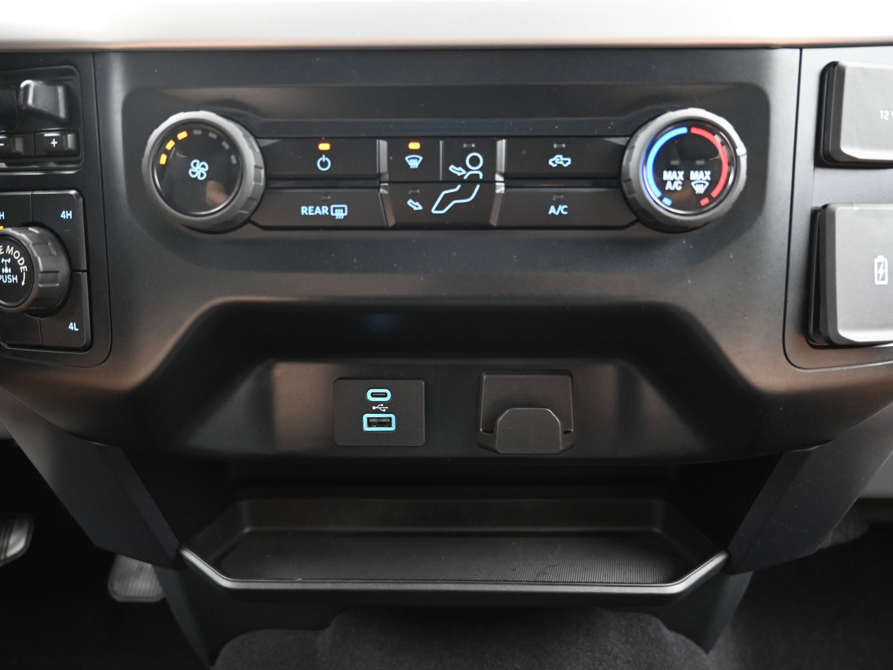 Used 2023 Ford F150 XLT image 17