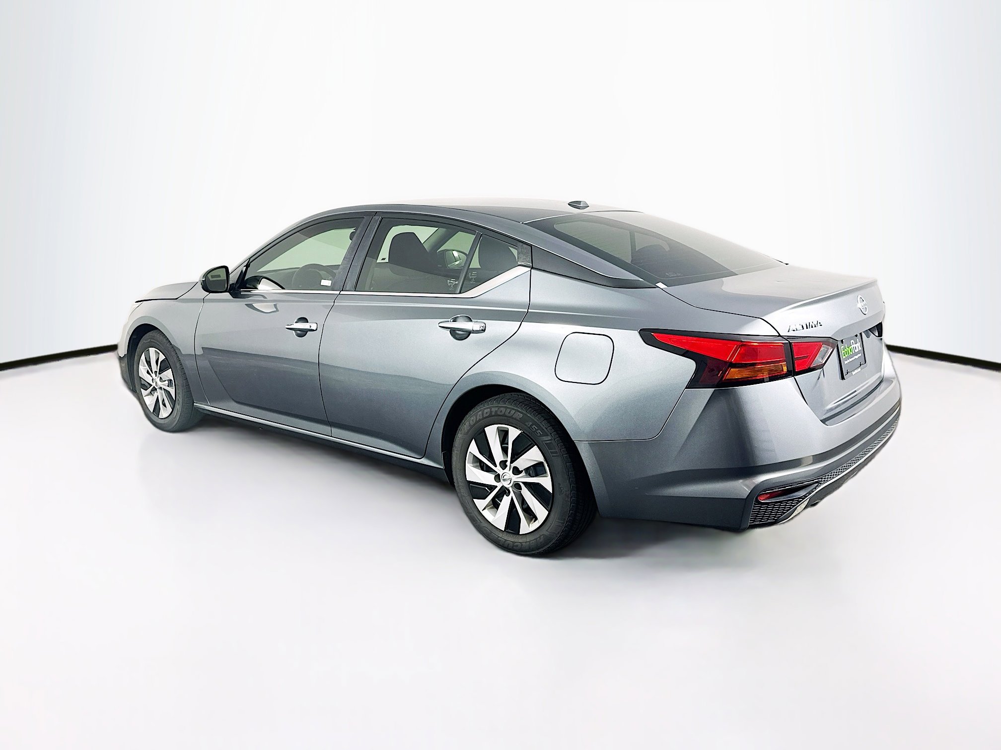Used 2020 Nissan Altima 2.5 S FWD image 5