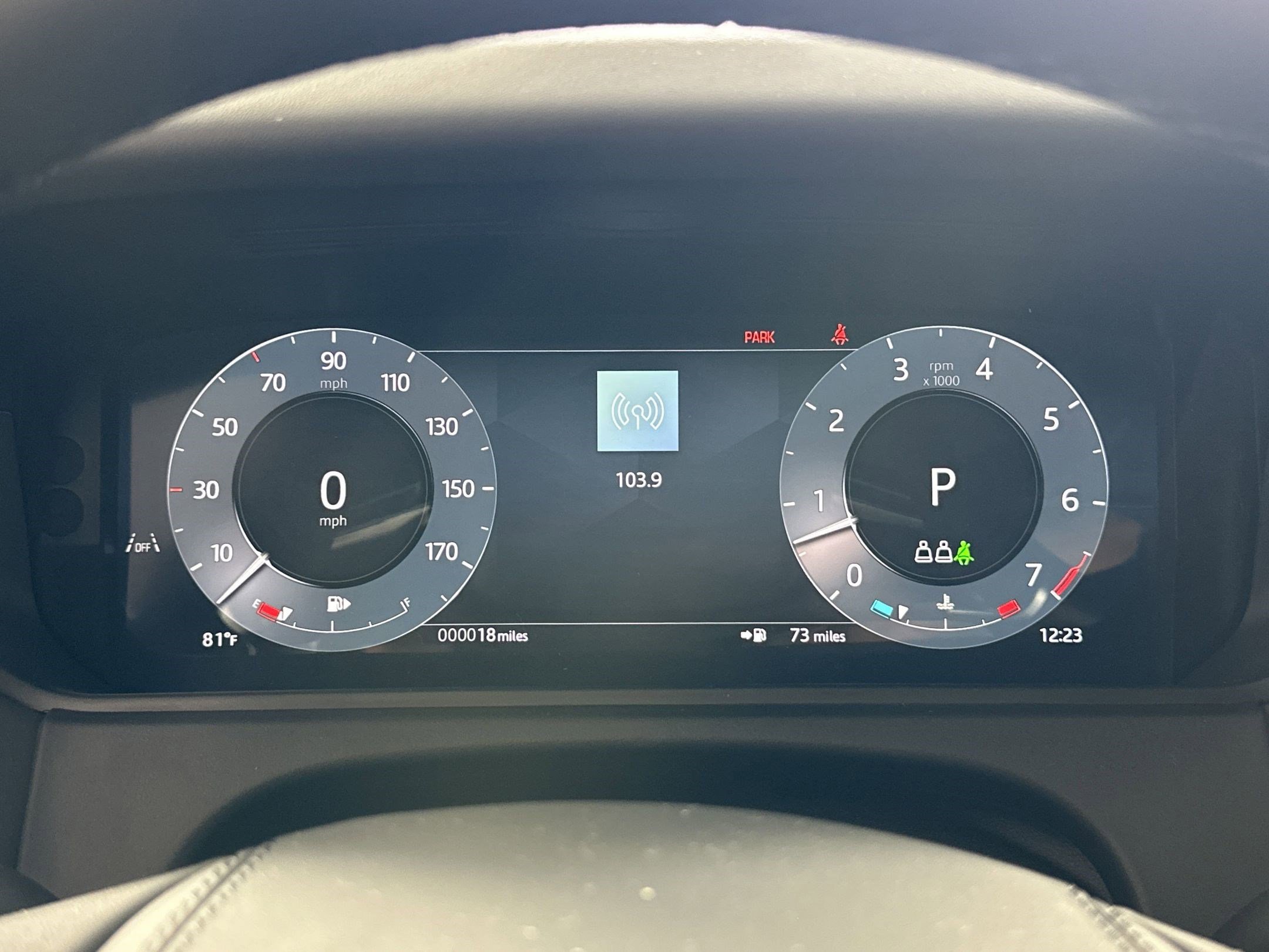 New 2026 Land Rover Range Rover Velar Dynamic SE image 15