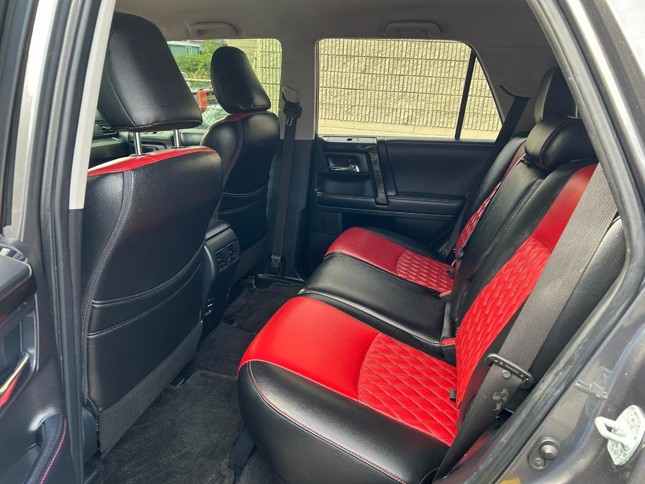Used 2018 Toyota 4Runner TRD Off-Road AWD/4WD image 13