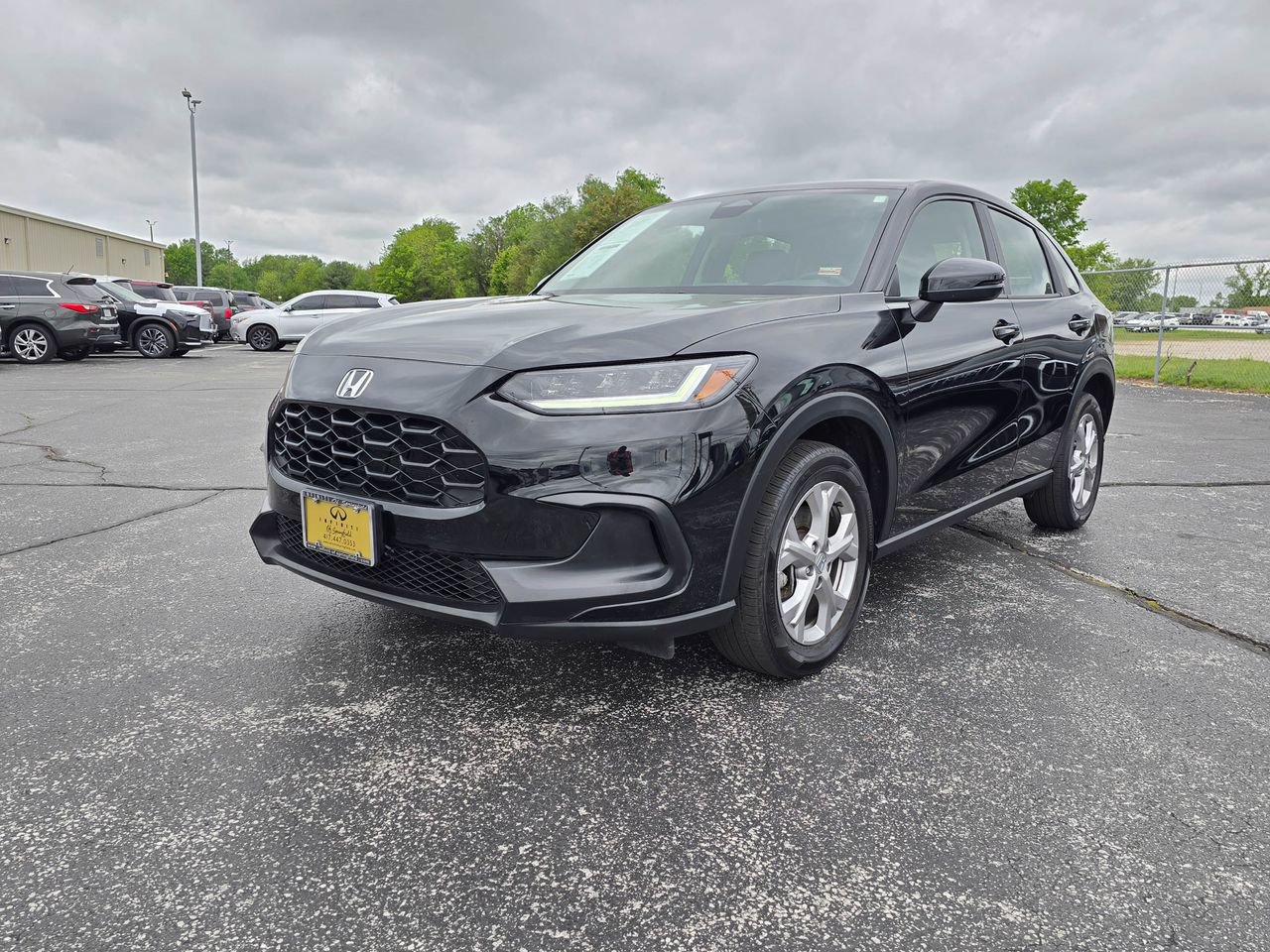 Used 2025 Honda HR-V LX image 3
