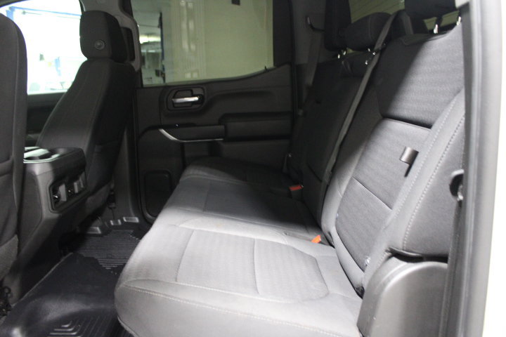 Used 2022 Chevrolet Silverado 1500 RST w/ Redline Edition AWD/4WD image 21