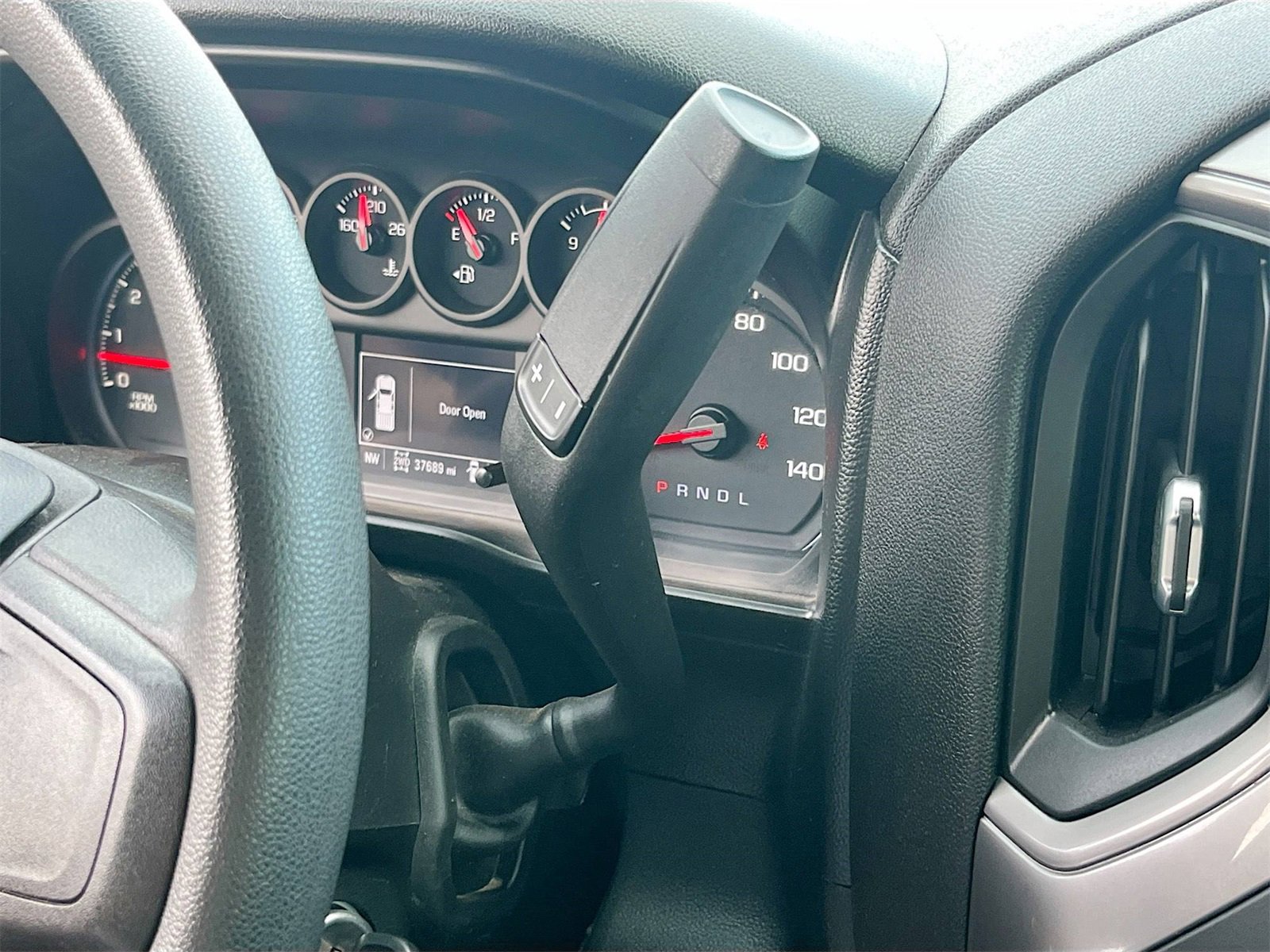 Used 2021 Chevrolet Silverado 1500 Custom Trail Boss image 16