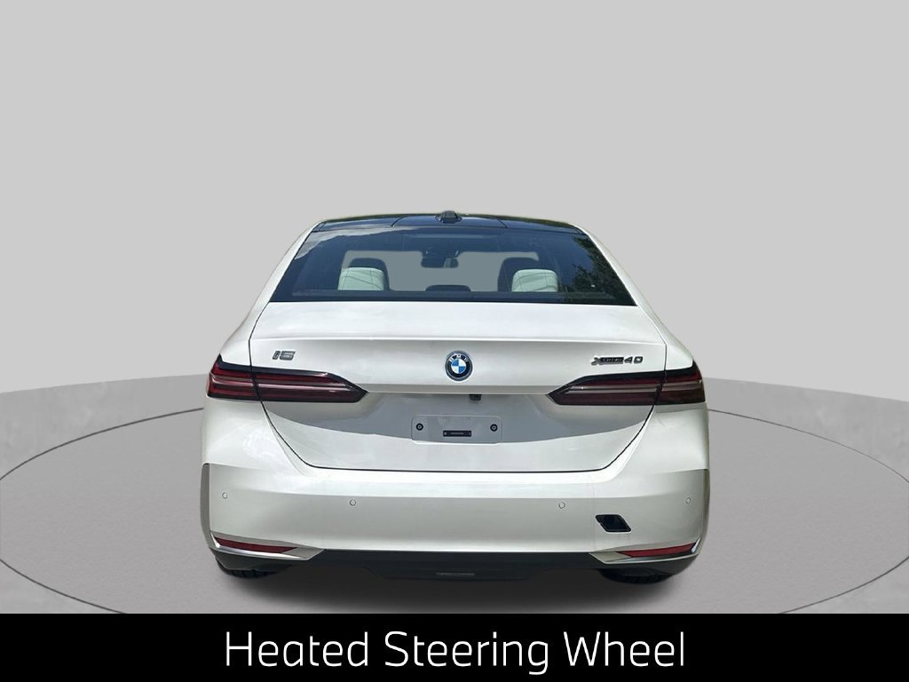 Certified 2026 BMW i5 eDrive40 w/ Premium Package AWD/4WD image 9