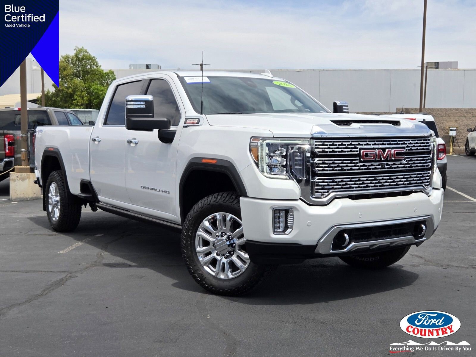 Used 2022 GMC Sierra 3500 Denali w/ Denali Ultimate Package AWD/4WD image 1