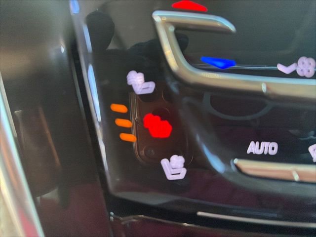 Used 2016 Cadillac Escalade ESV Premium image 22