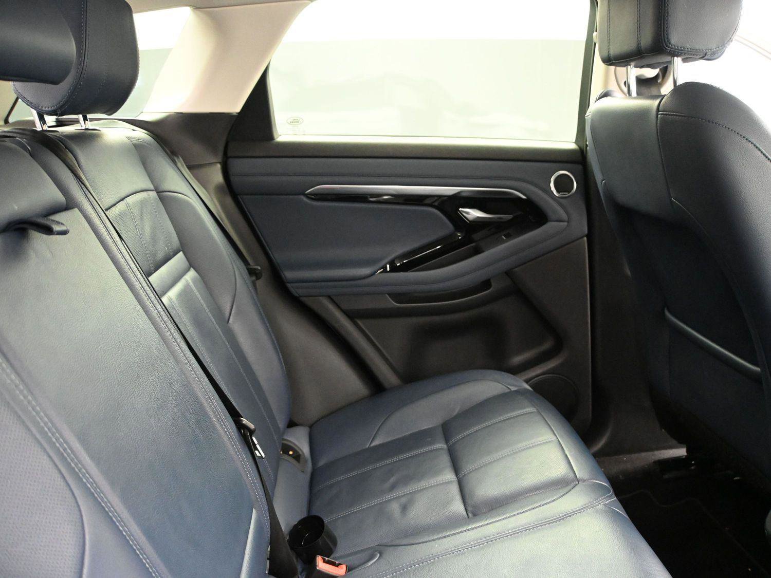 Used 2021 Land Rover Range Rover Evoque SE image 19