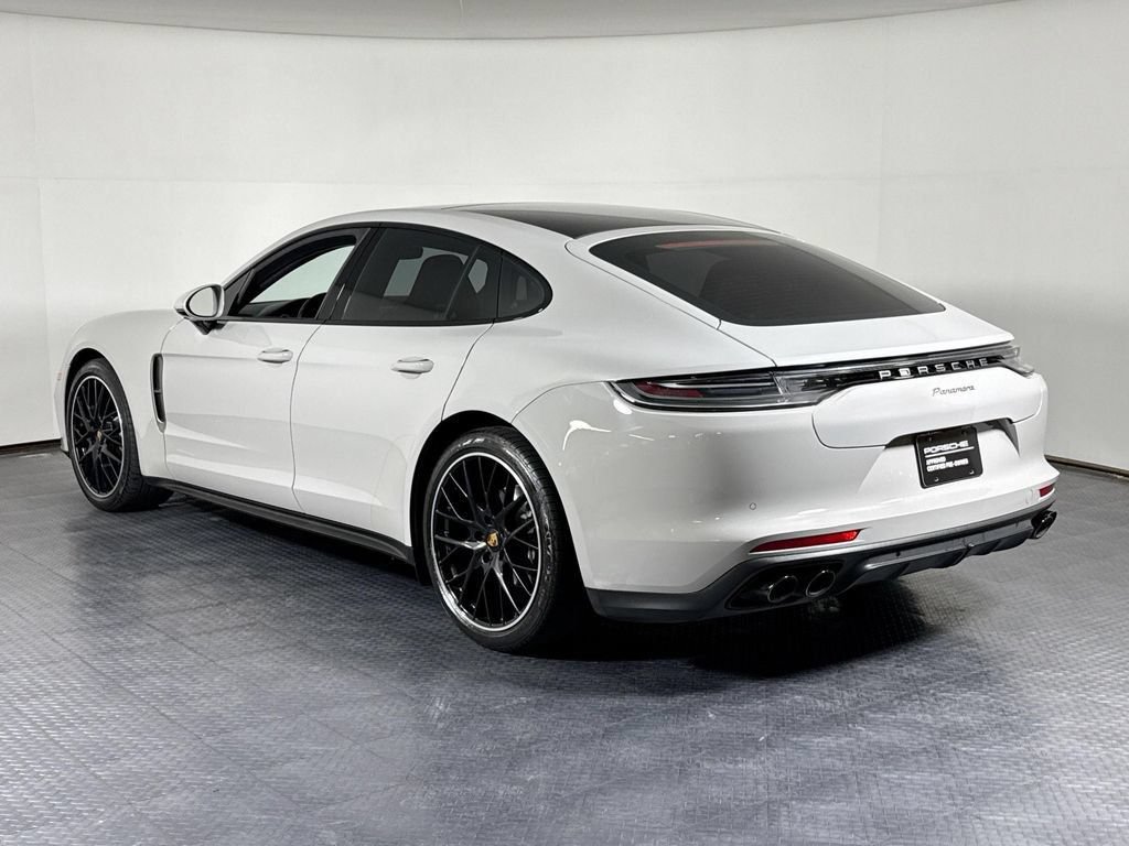 Certified 2023 Porsche Panamera Platinum Edition RWD image 3