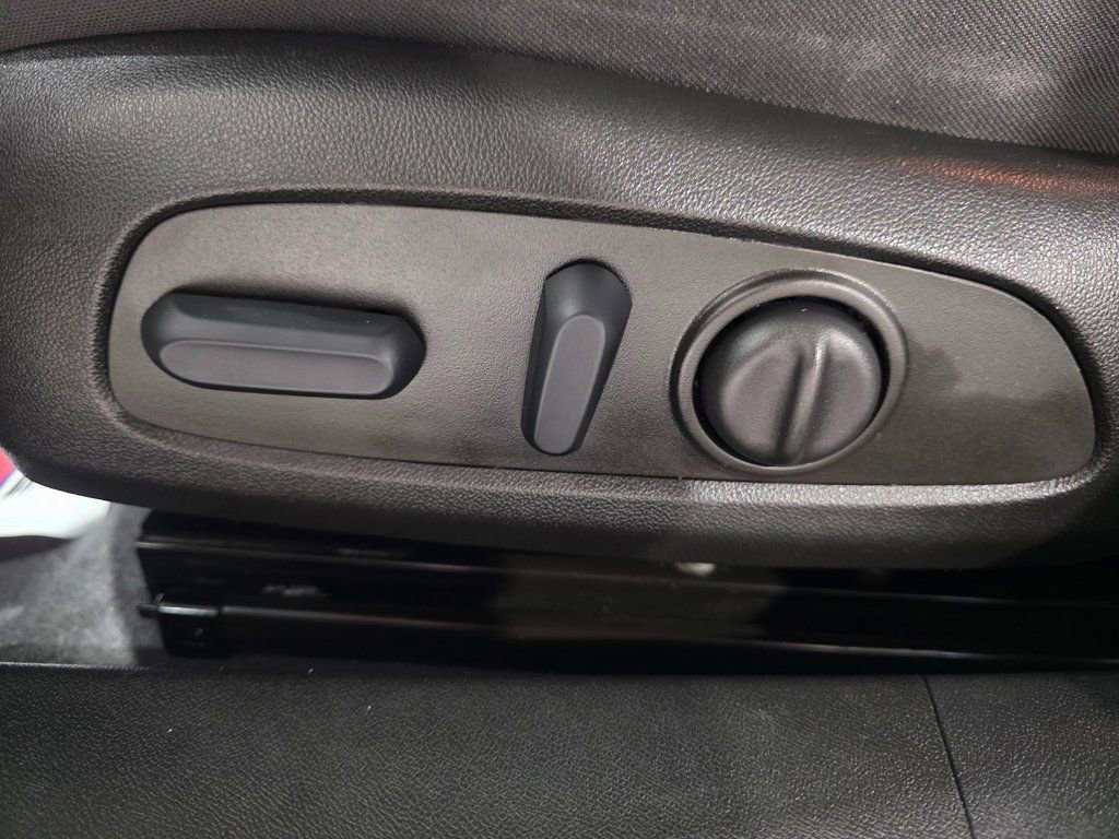 Used 2022 Chevrolet Malibu LS w/ Driver Confidence Package II FWD image 19