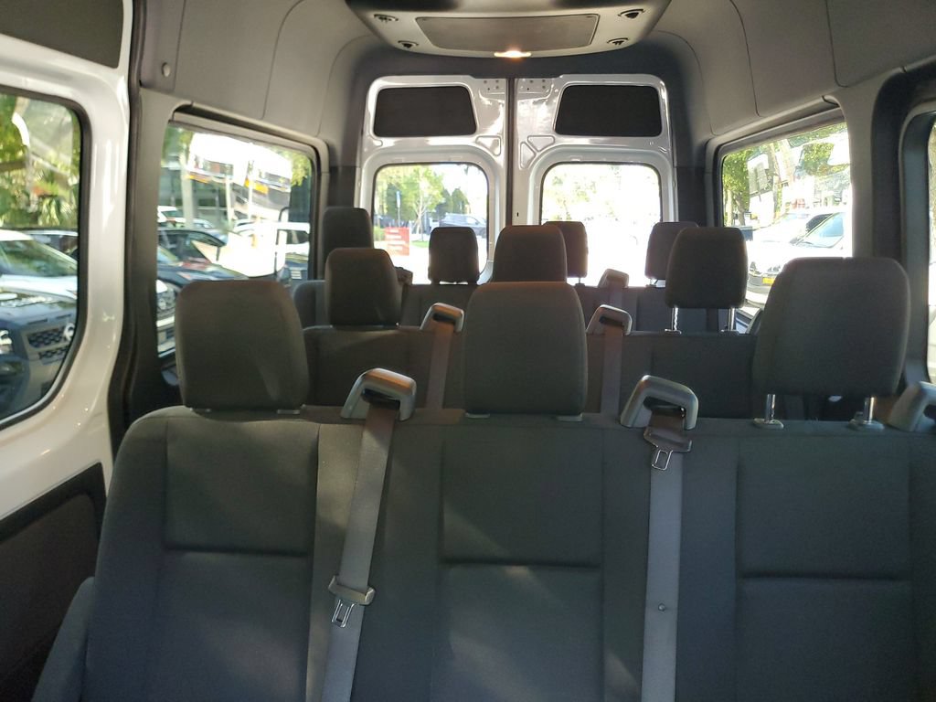 Used 2025 Mercedes-Benz Sprinter 2500 image 19