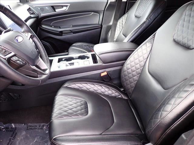 Used 2024 Ford Edge Titanium image 13