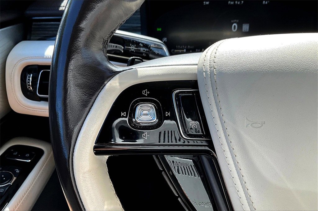 Used 2022 Lincoln Aviator Black Label w/ Dynamic Handling Package image 20