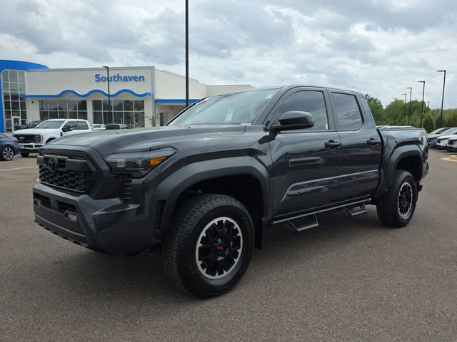 Used 2024 Toyota Tacoma TRD Off-Road image 7