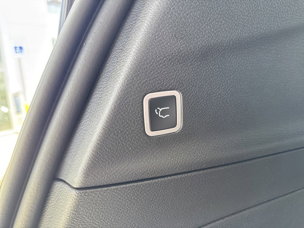 New 2026 Chrysler Pacifica Select image 17