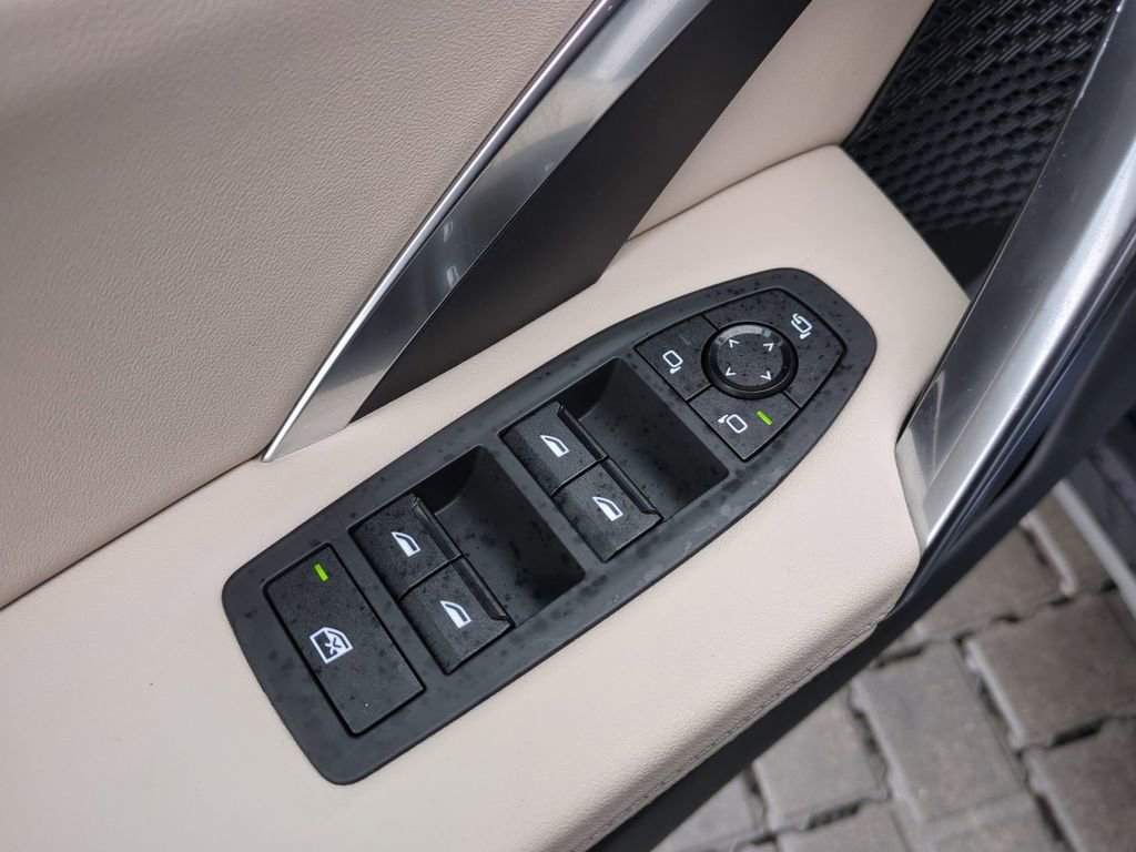 Certified 2025 BMW X1 xDrive28i w/ Convenience Package image 13