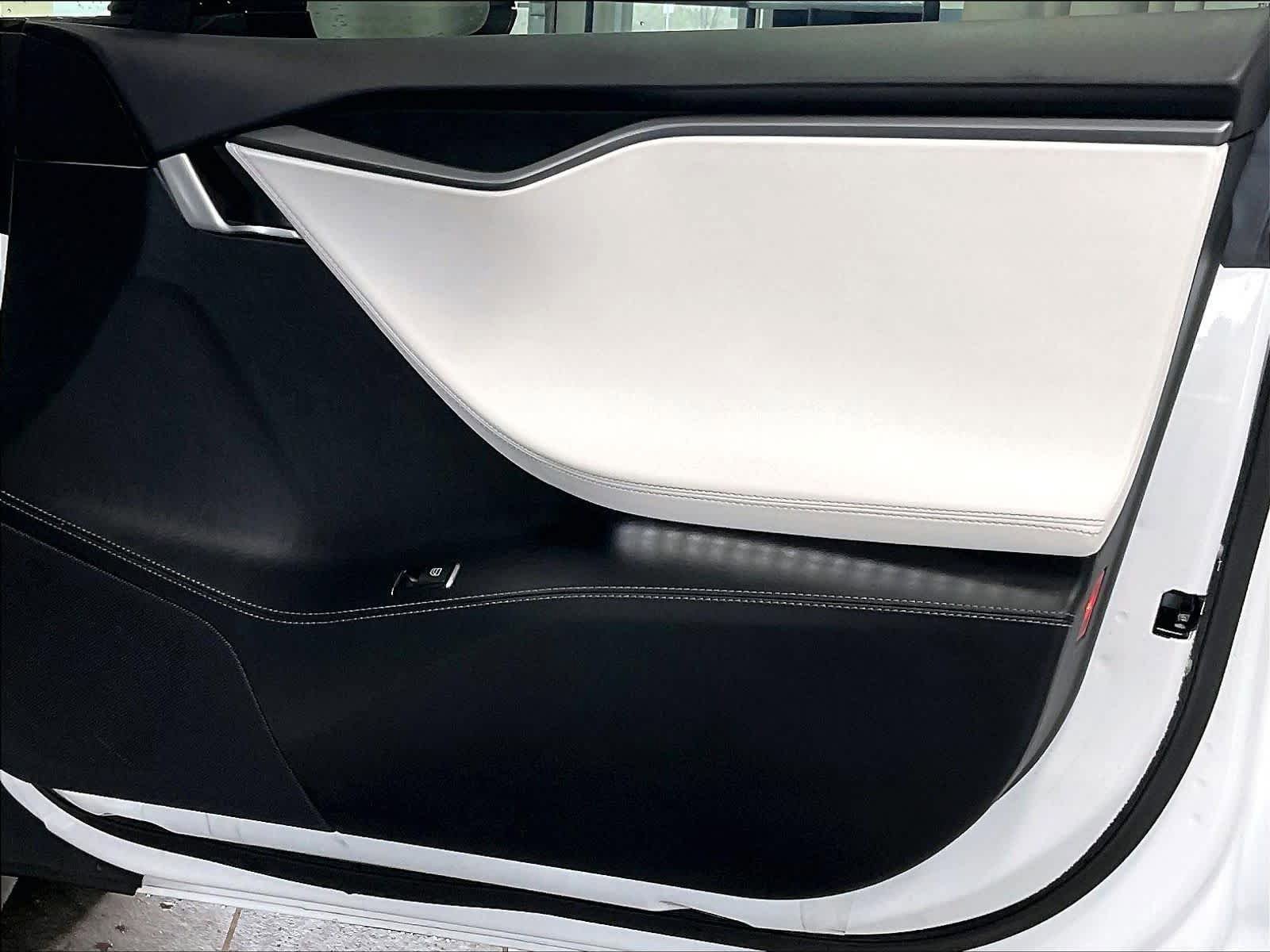Used 2020 Tesla Model S Long Range image 12