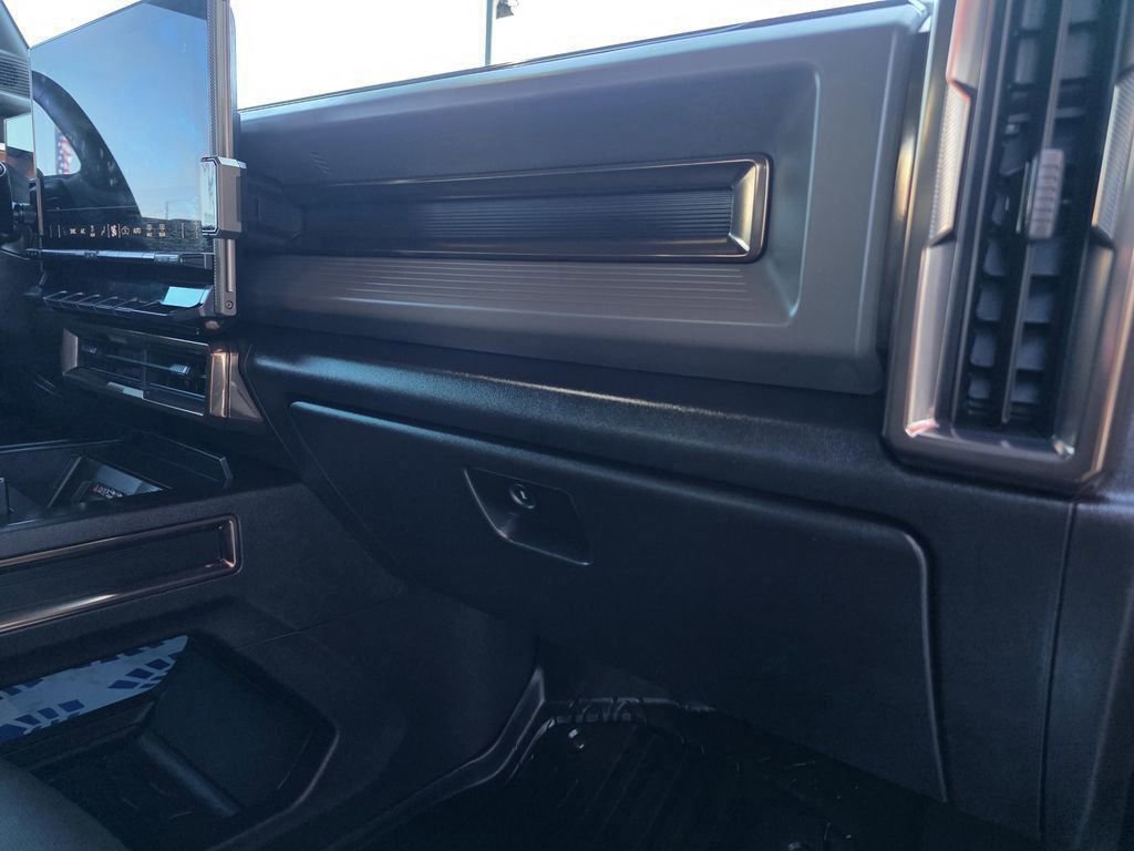 Used 2025 GMC Hummer EV 3X image 13