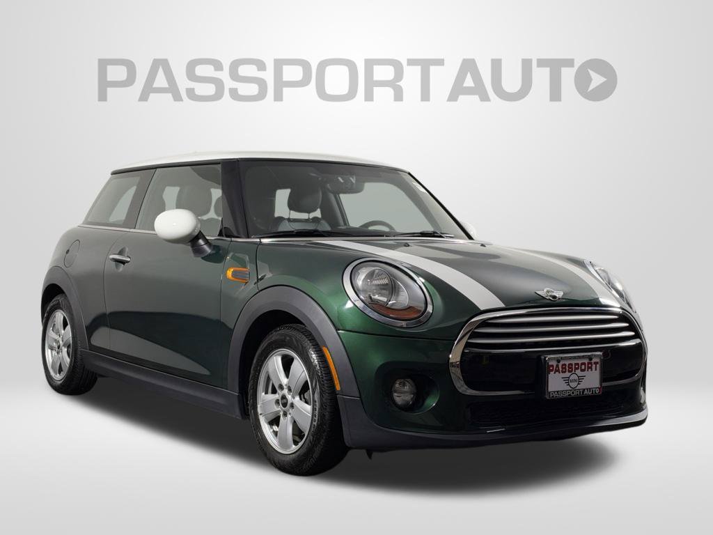 Used 2014 MINI Cooper 2-Door Hardtop FWD image 3