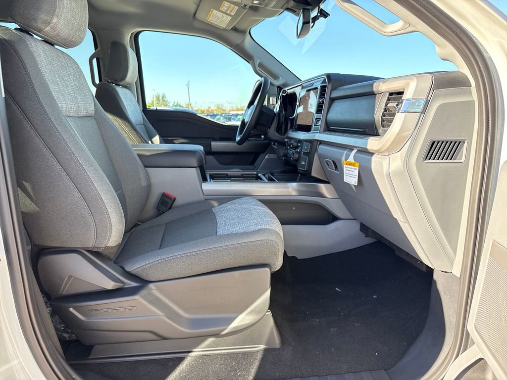 New 2026 Ford F250 XLT w/ XLT Premium Package image 23