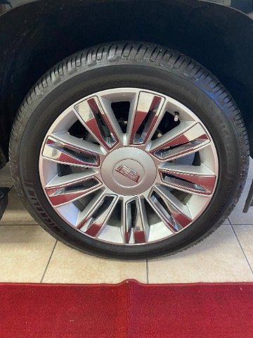 Used 2019 Cadillac Escalade ESV Platinum image 33