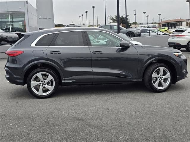 Used 2025 Audi Q5 Premium Plus image 38