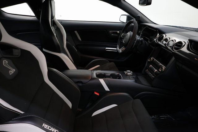 Used 2021 Ford Mustang Shelby GT500 w/ Carbon Fiber Track Pack image 82