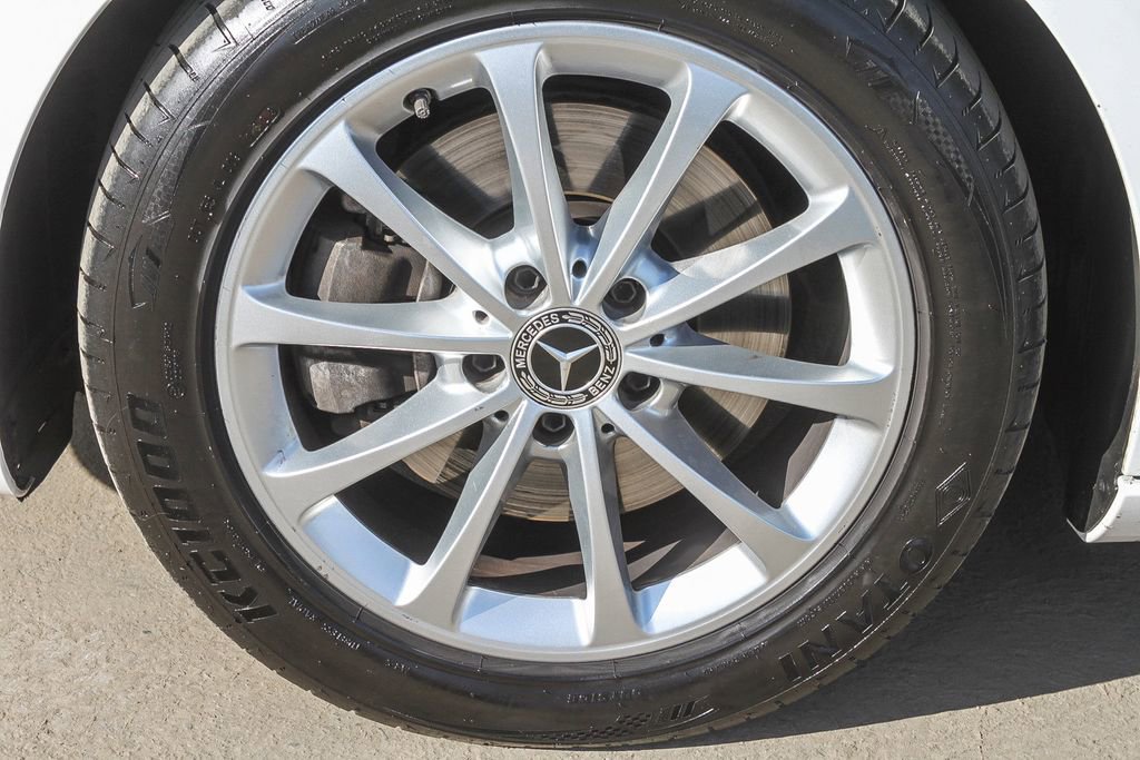 Used 2019 Mercedes-Benz A 220 image 14