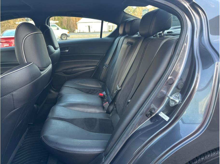Used 2021 Acura ILX Technology & A-SPEC Pkgs Sedan image 9