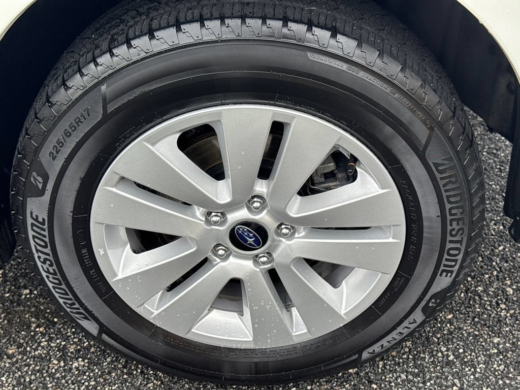Used 2018 Subaru Outback 2.5i Premium AWD/4WD image 21