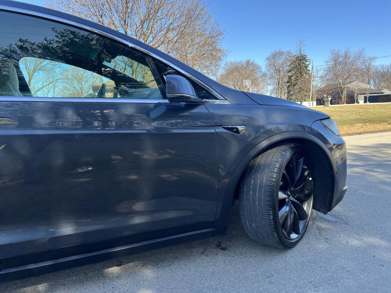 Used 2019 Tesla Model X 75D image 11