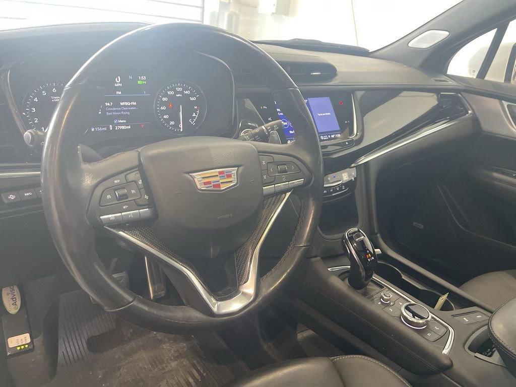 Used 2023 Cadillac XT6 Sport w/ Technology Package image 10
