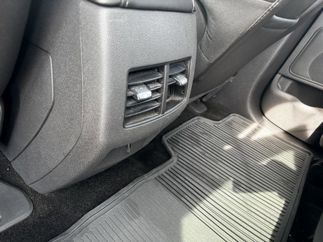 Used 2014 Ford Edge Sport image 13