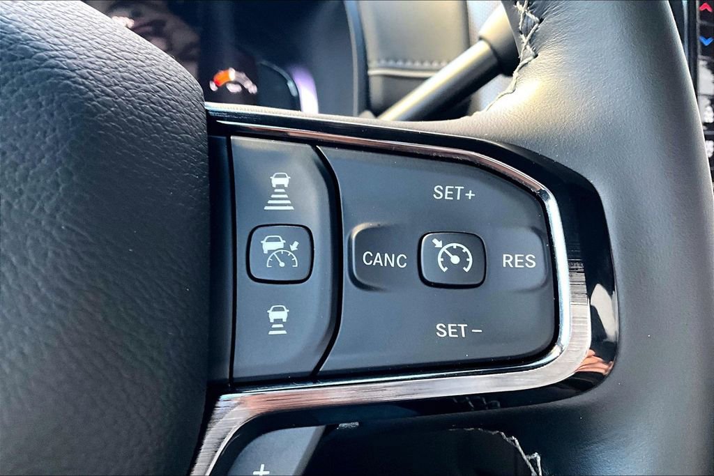 Used 2026 RAM 3500 Limited image 11