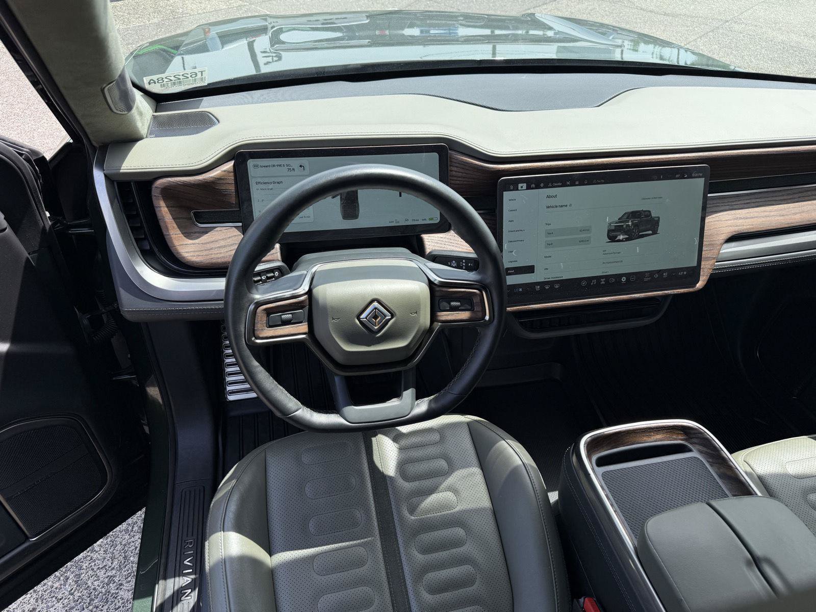 Used 2023 Rivian R1T Adventure AWD/4WD image 17